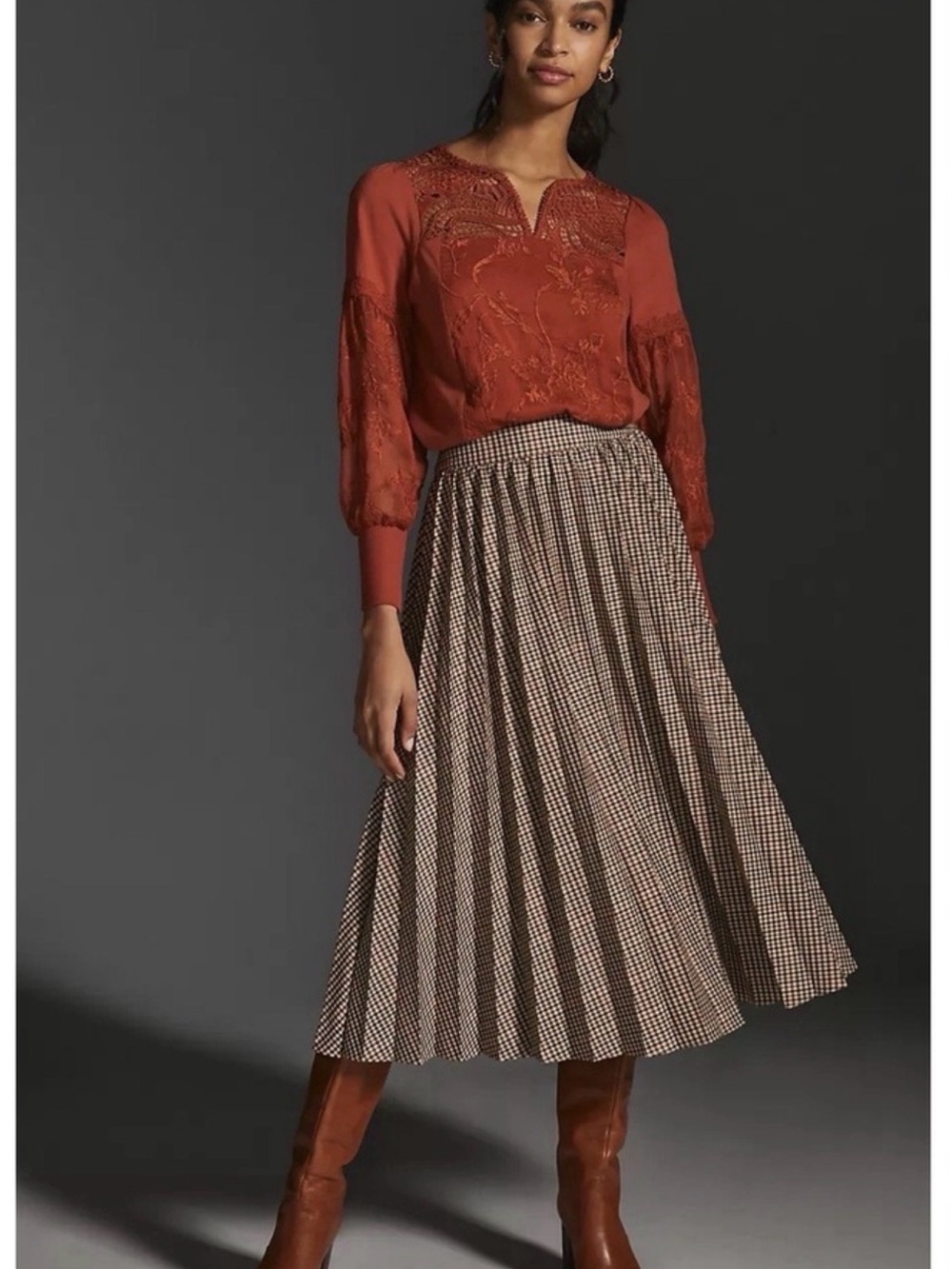 Embroidered Long-Sleeve Ribbed Cuff Top in Rust - Picture 2 of 6